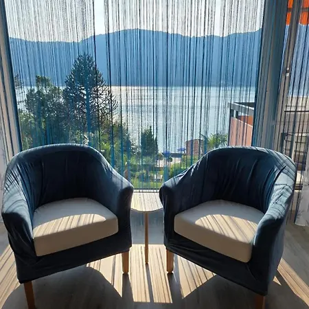 Apartment Panoramic View Frontal Bissone